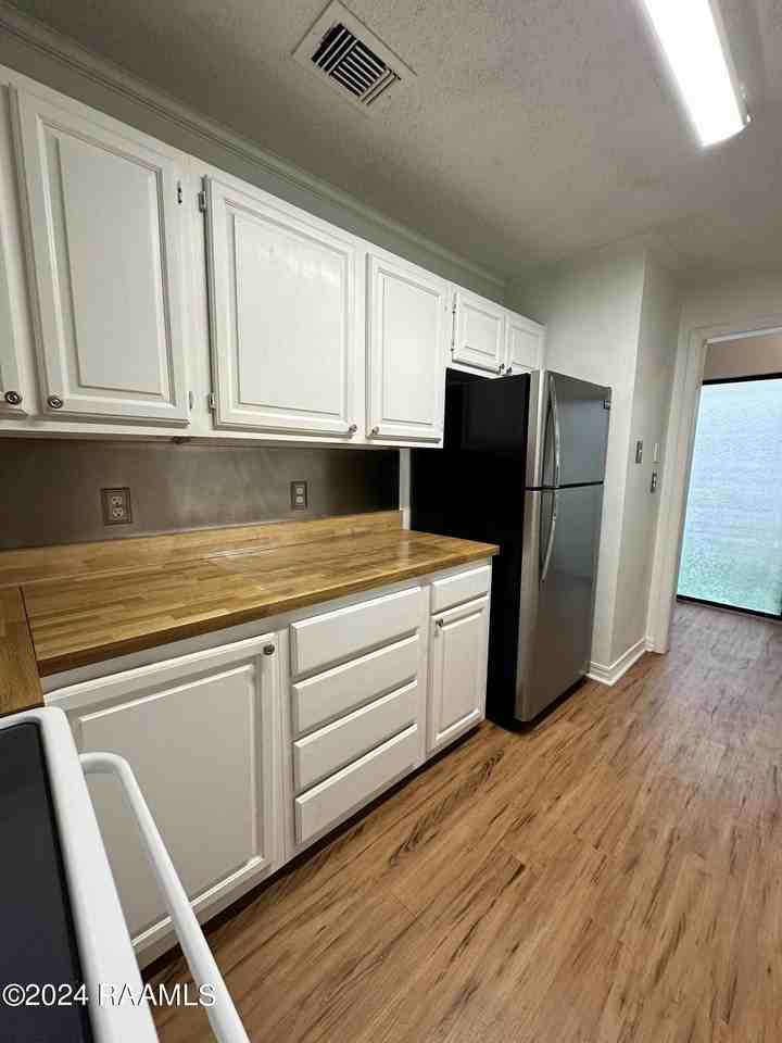 104 Ambiance Cir - Photo 7 of 18