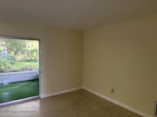 305 Marlin Dr - Photo 4 of 8