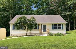 8433 Sailboat Ln - Photo 1 of 1