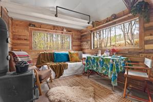 featured image of 385 Mountain Brook Rd