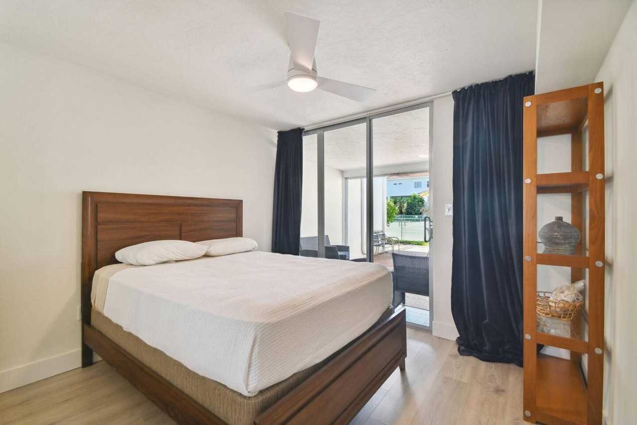 5055 Gulf Of Mexico Dr #1590856P - Photo 4 of 38