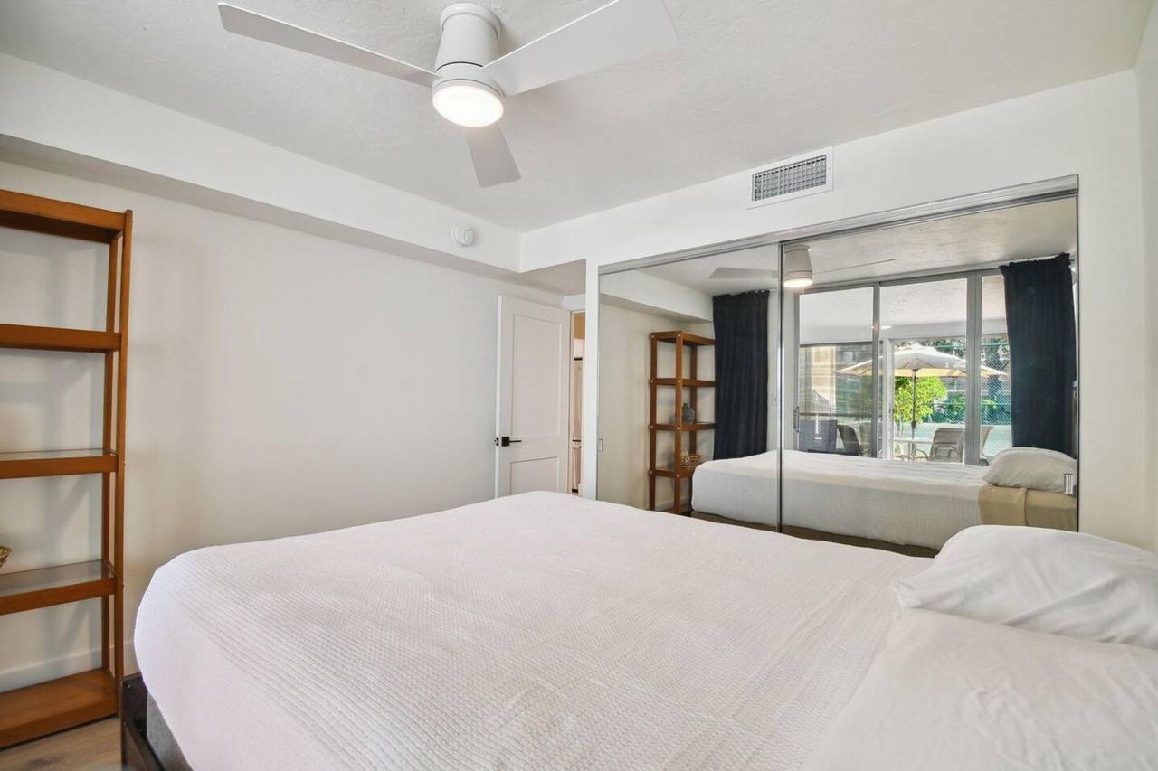 5055 Gulf Of Mexico Dr #1590856P - Photo 5 of 38