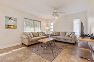 featured image of 427 Bellini Cir