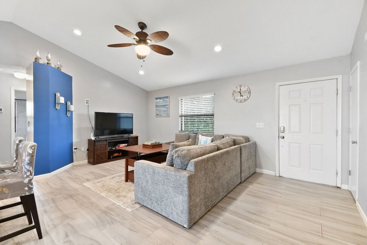 2883 N Lockwood Meadows Blvd #1590860P - Photo 3 of 30
