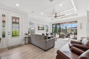 featured image of 5417 Lampiasi St
