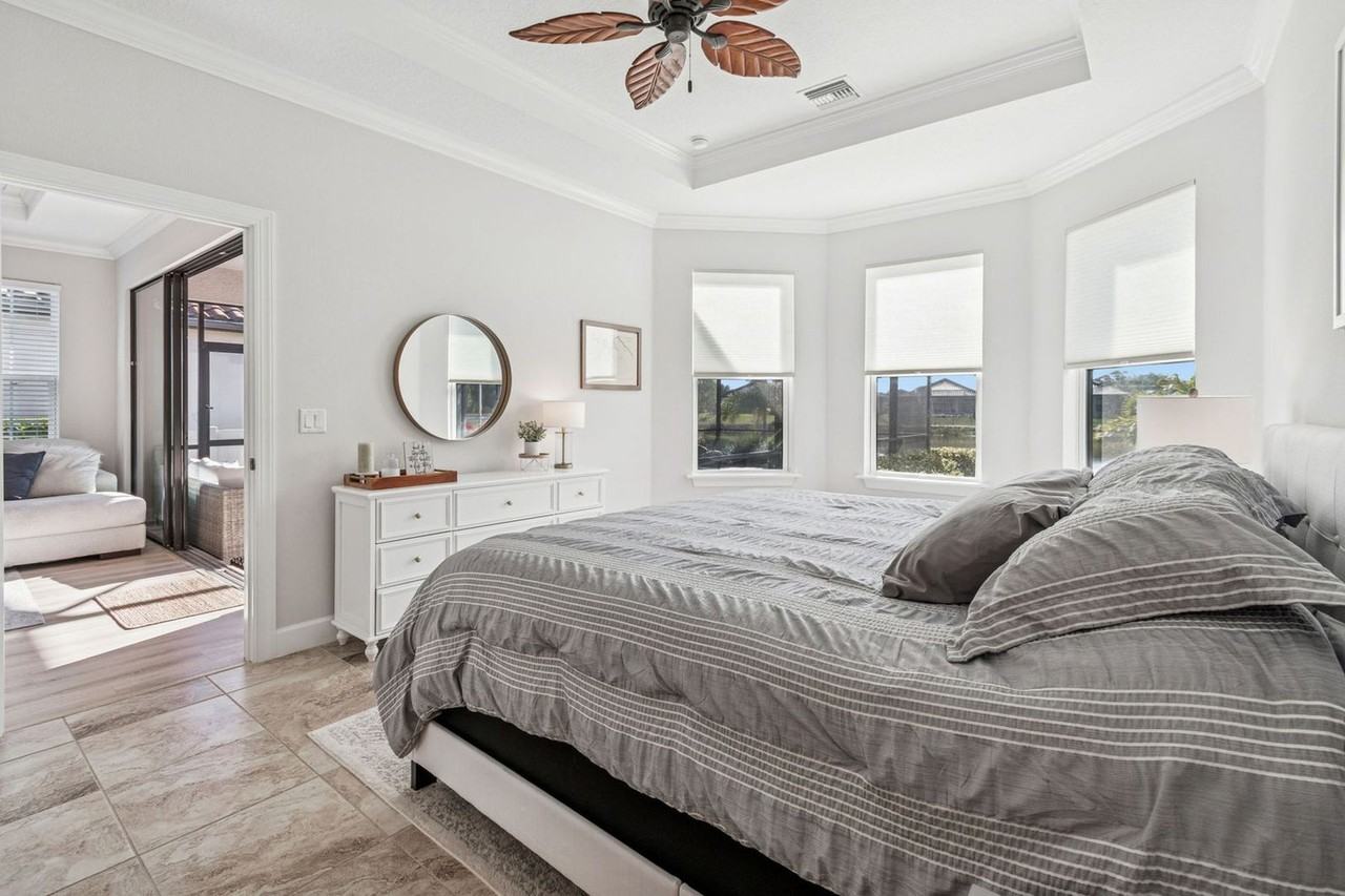 5417 Lampiasi St #1590861P - Photo 4 of 49