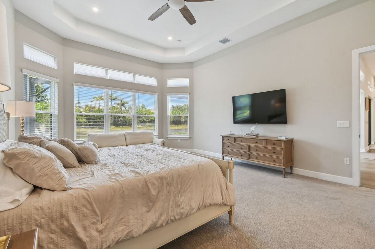 5312 Greenbrook Dr #1590864P - Photo 7 of 35