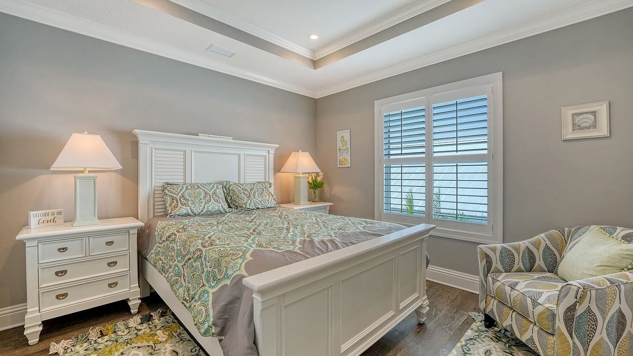 7760 Holiday Dr #1590870P - Photo 7 of 39