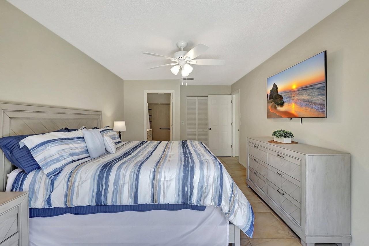 3823 Kingston Blvd #1590879P - Photo 3 of 30