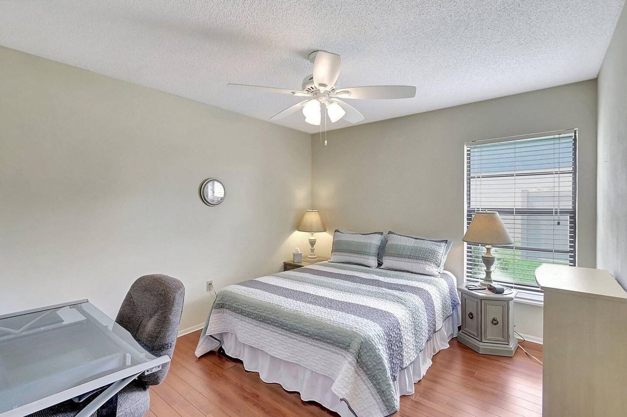 3823 Kingston Blvd #1590879P - Photo 6 of 30