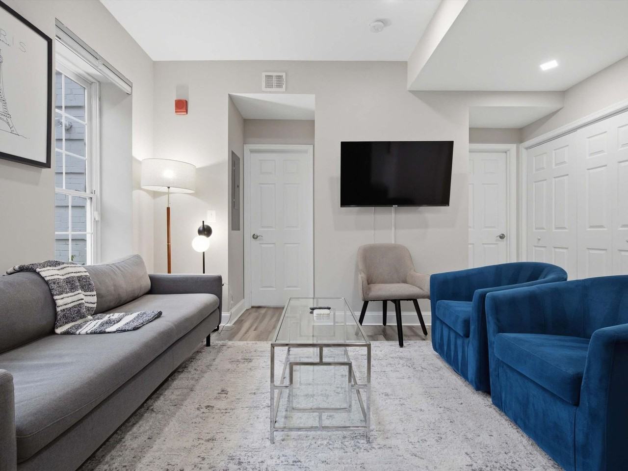 133 7th Street Southeast - Photo 2 of 19