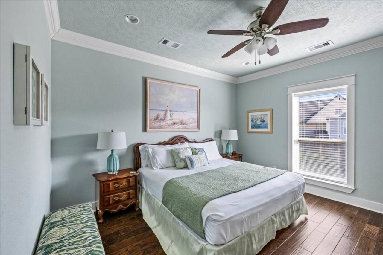 876 Bavers Ln #1597098P - Photo 6 of 35