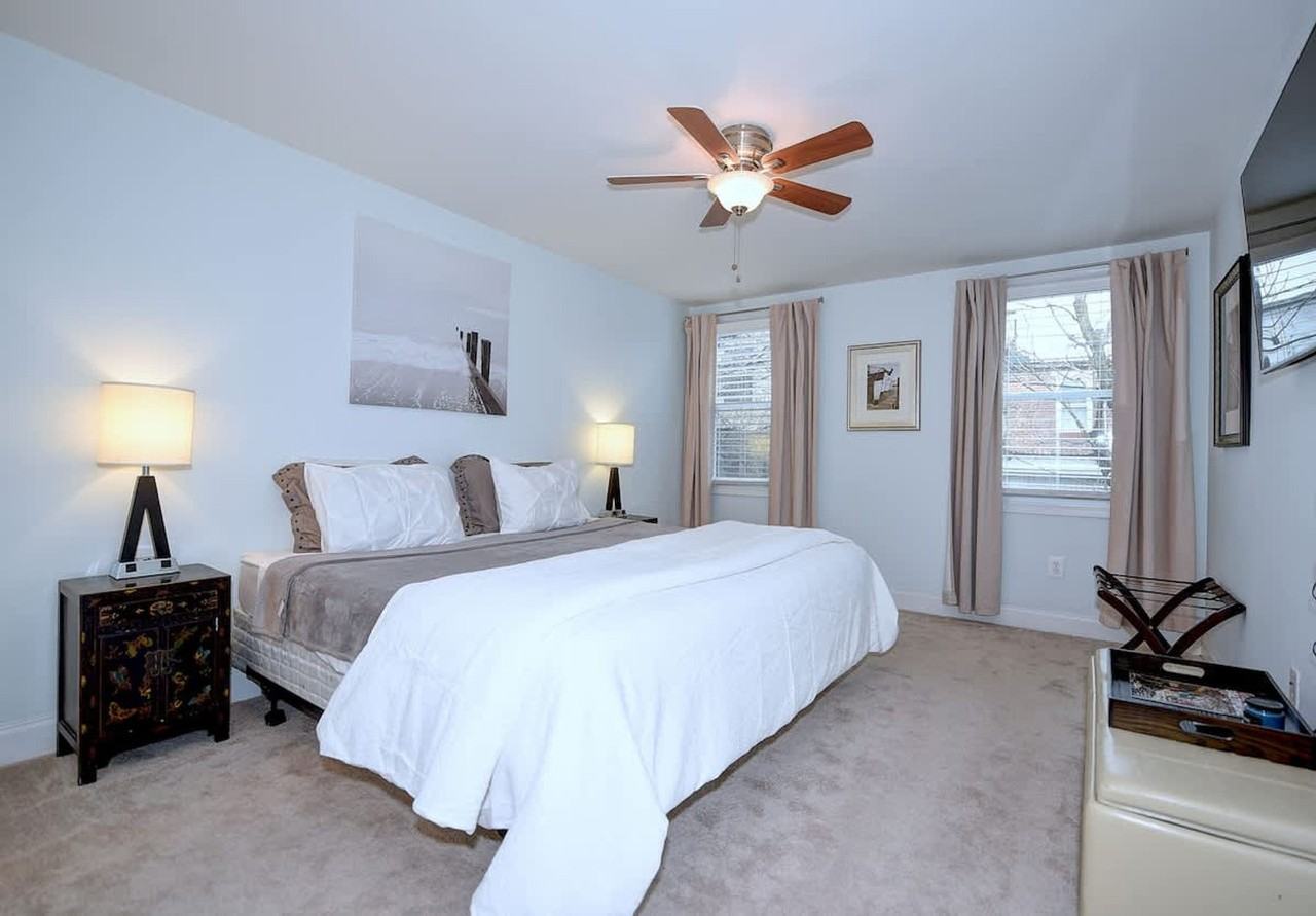 519 S Chester St #1598522P - Photo 6 of 44