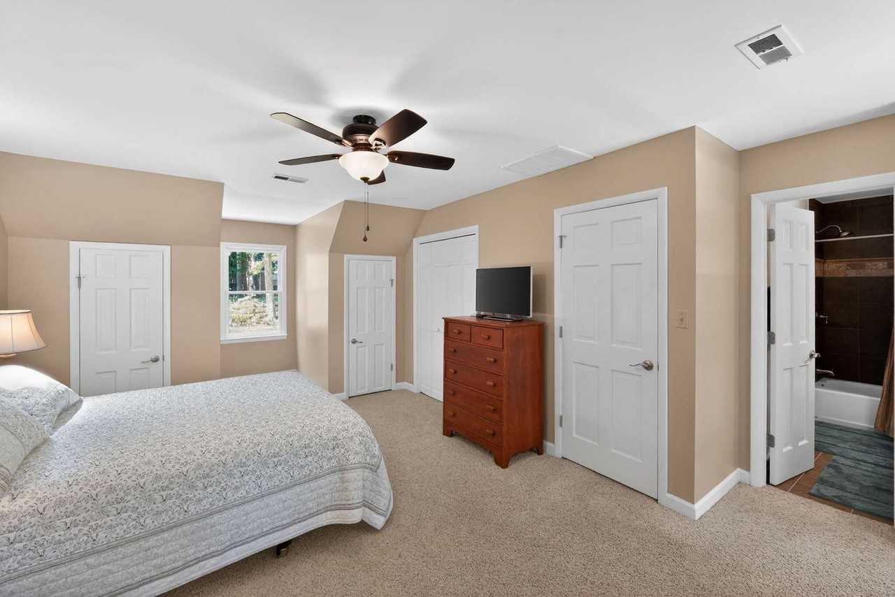 7953 Woodhill Cove Ln #1591572P - Photo 7 of 40