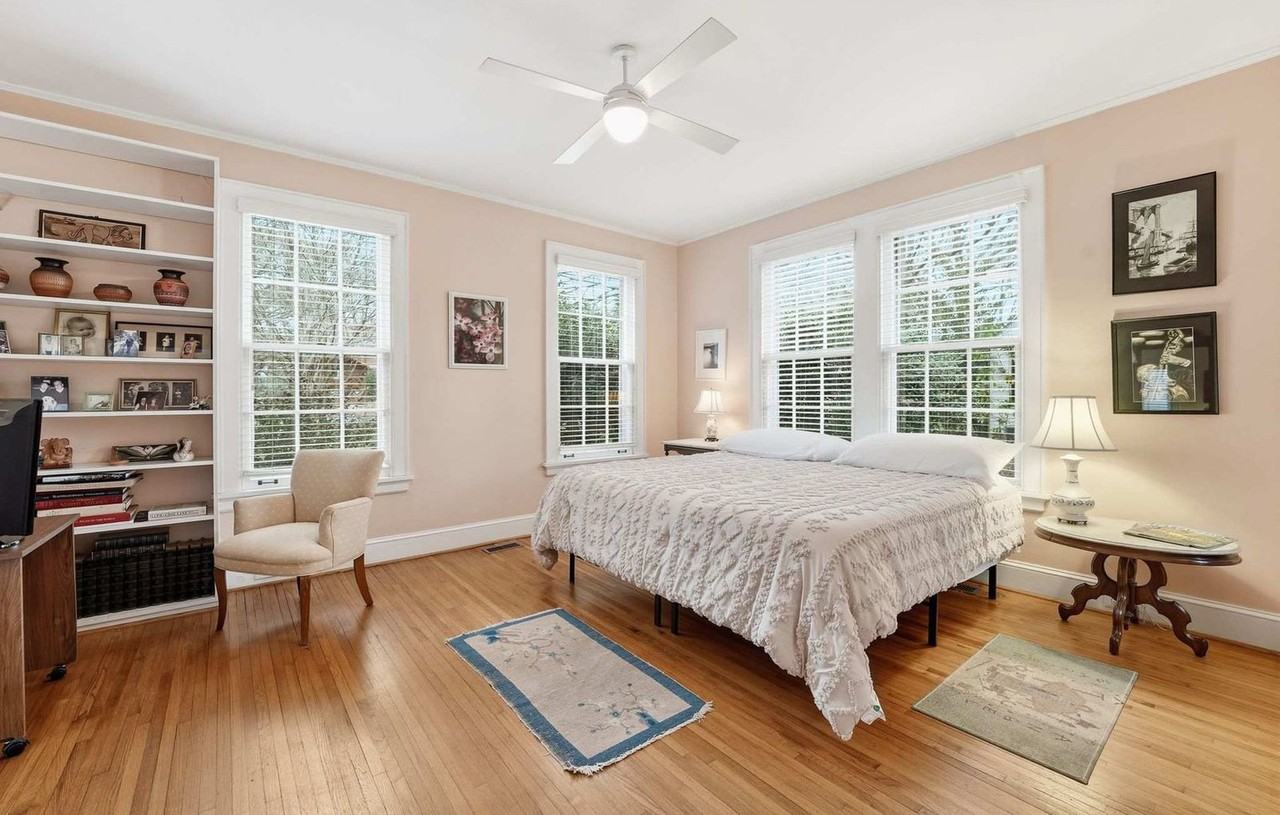 552 Lorimer Rd #1591558P - Photo 5 of 34