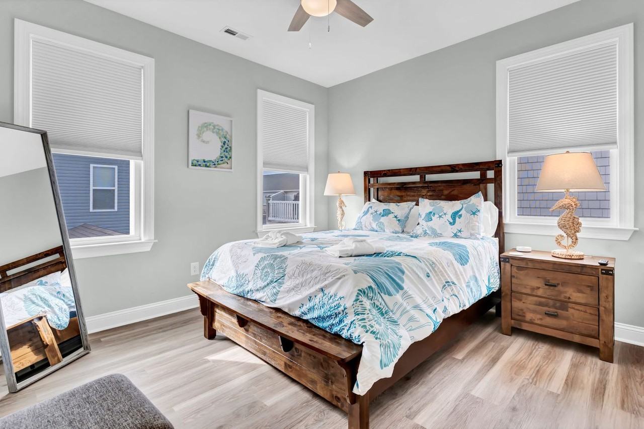 822 S Topsail Dr #1591564P - Photo 6 of 46