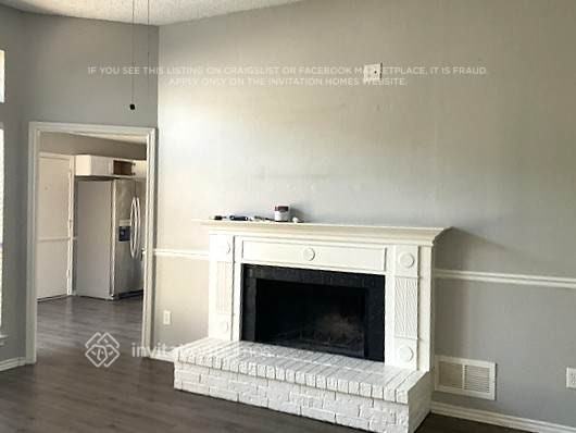 8250 Cripple Creek Dr - Photo 3 of 18