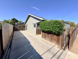 featured image of 844 1/2 F St