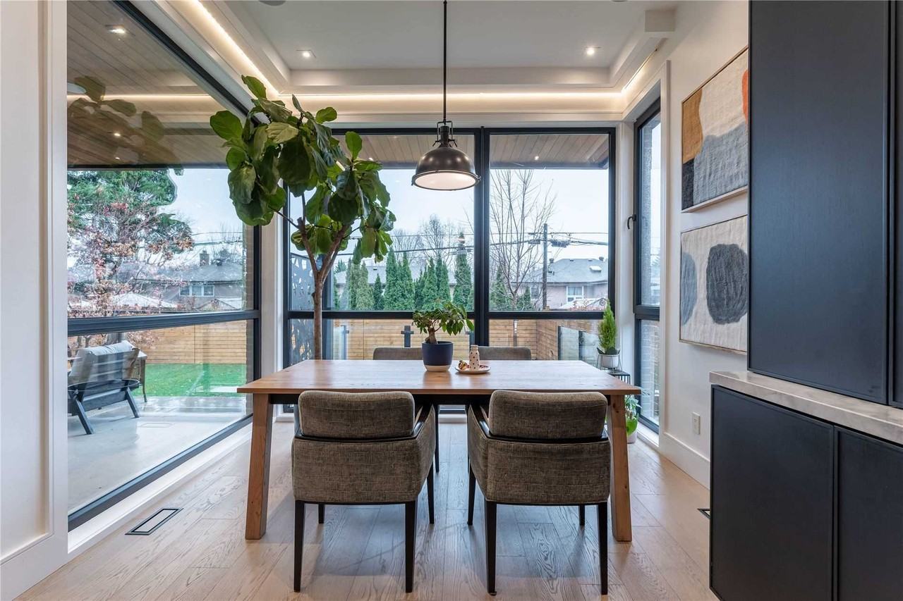 39 Cardigan Road - Photo 6 of 17