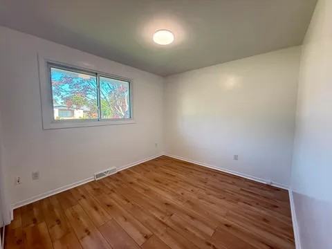 44 Valencourt Drive - Photo 3 of 11