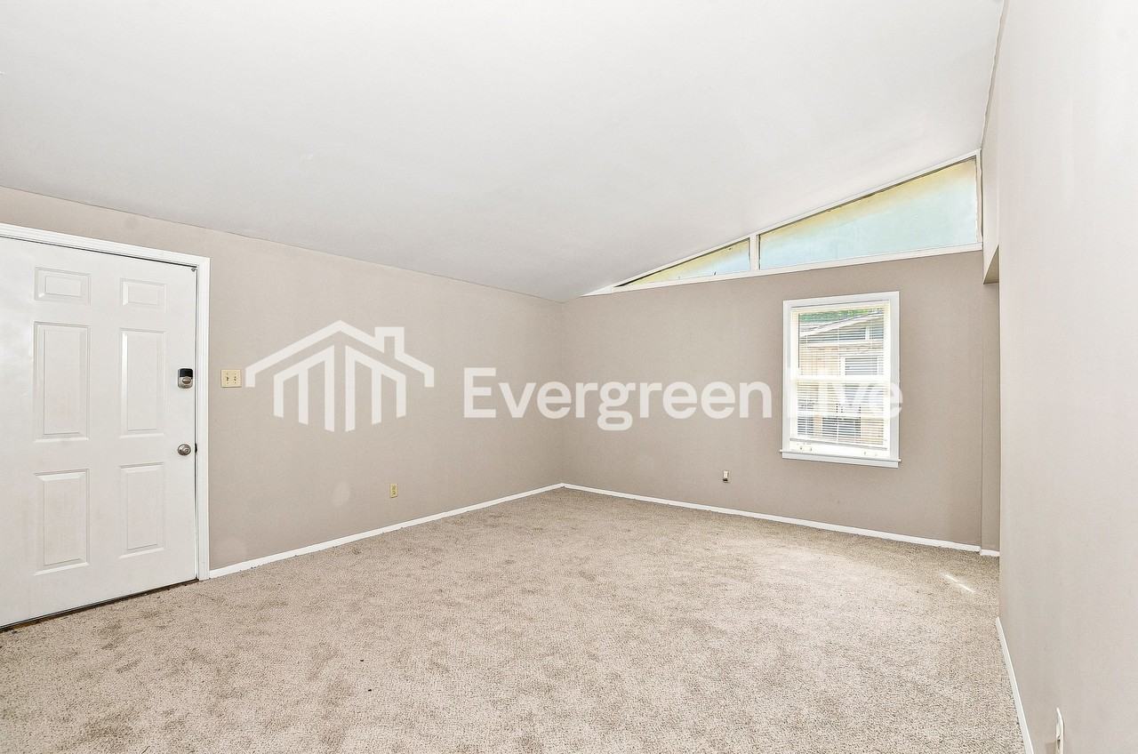 4816 Bridgedale Ave - Photo 2 of 15