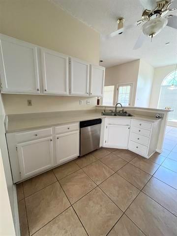 4558 Kings Grant Dr - Photo 4 of 17