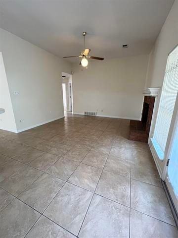 4558 Kings Grant Dr - Photo 7 of 17