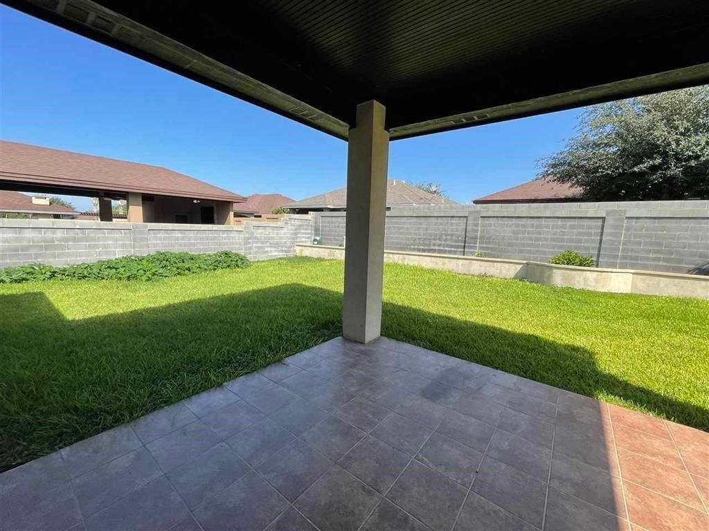 3122 Rosco - Photo 3 of 5