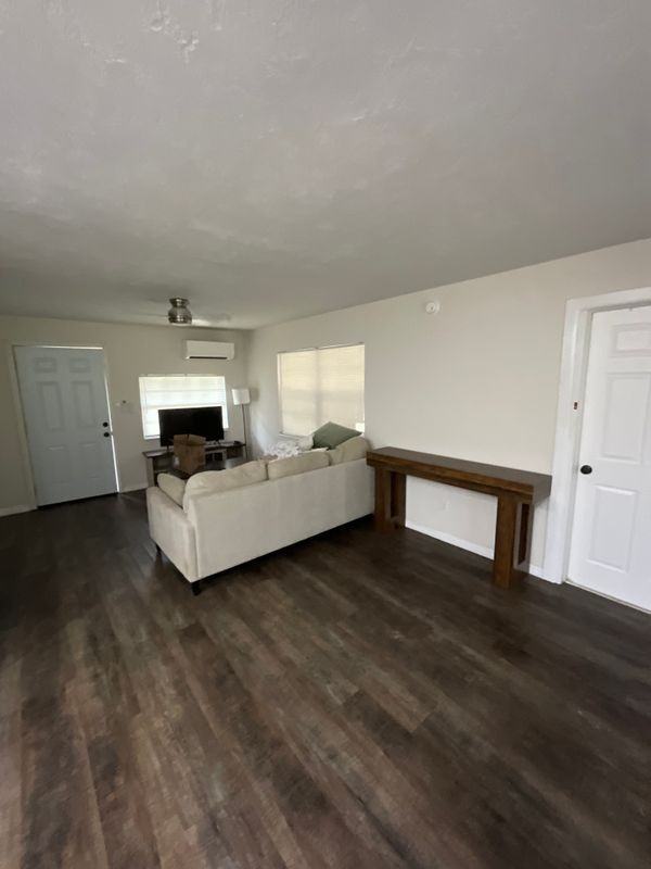 5607 Sw 196th Ave - Photo 2 of 4