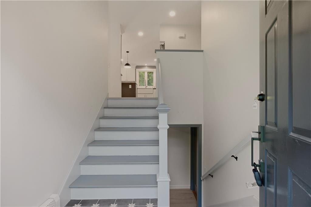 18 Waterman St - Photo 3 of 50