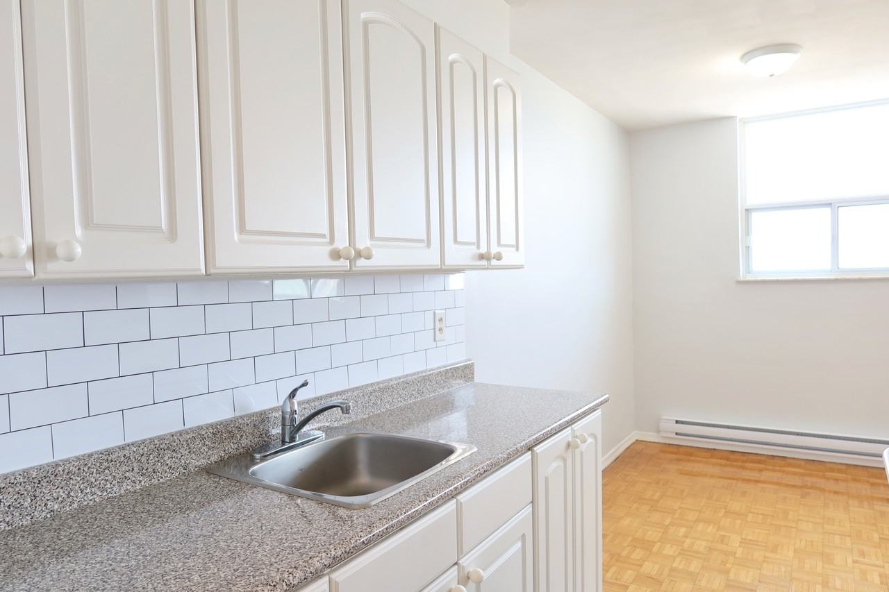 60 Gowan Avenue - Photo 6 of 9