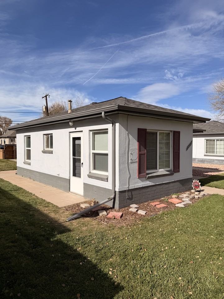 2811 S Lincoln St #2813 - Photo 4 of 22