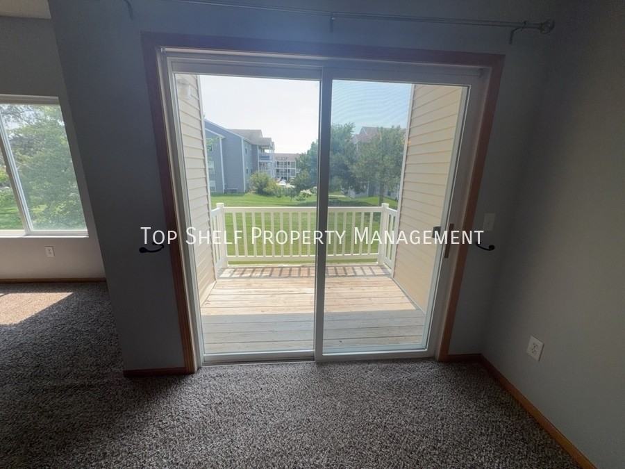 1207 Ne 5th Ln #4 - Photo 4 of 16