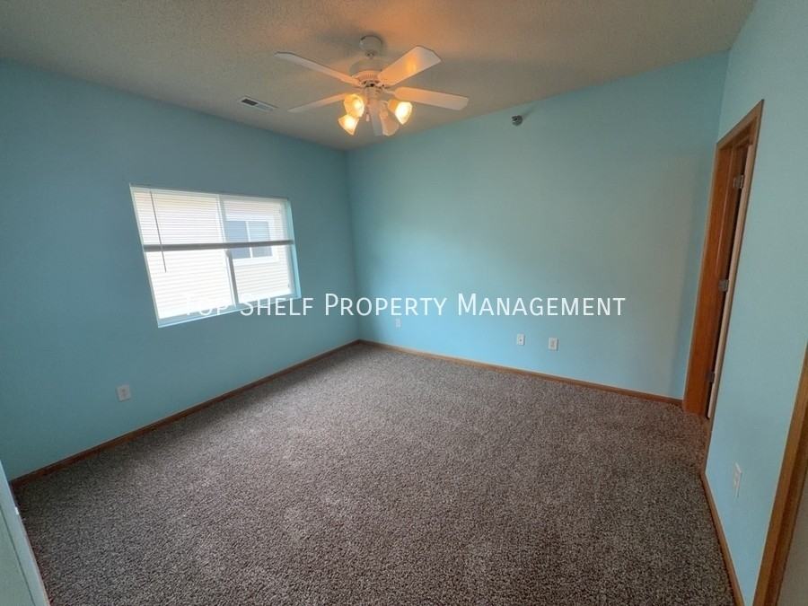 1207 Ne 5th Ln #4 - Photo 7 of 16