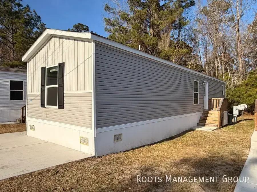 300 Brantley Dr #32 - Photo 2 of 26