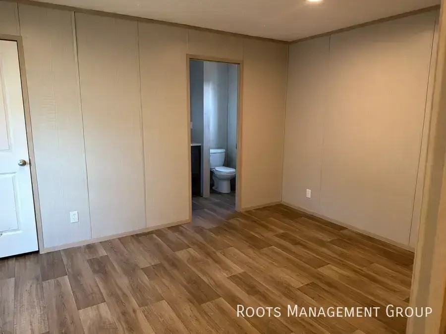 300 Brantley Dr #32 - Photo 7 of 26