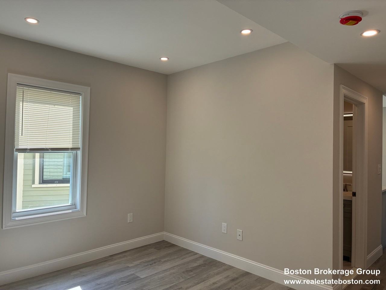 3 Sudan St #3 - Photo 4 of 6