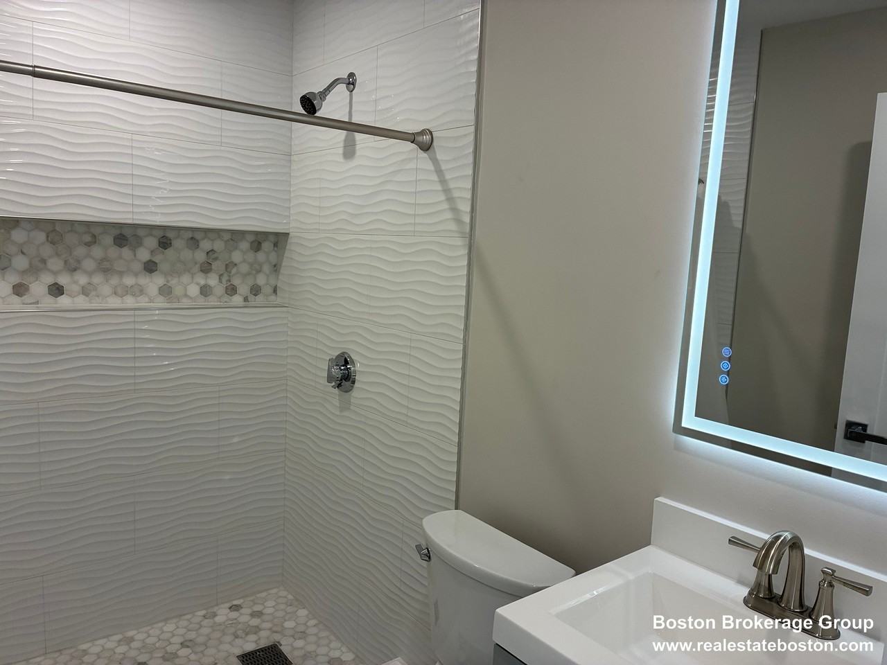 3 Sudan St #3 - Photo 6 of 6