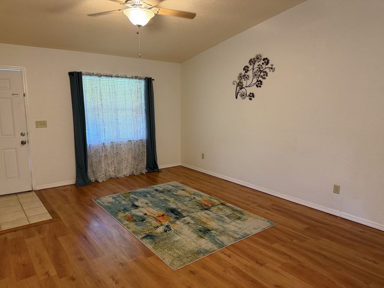 17 Almond Rd #NA - Photo 4 of 5