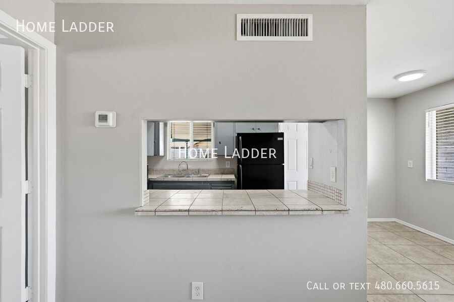 6747 N 26th Ave #3 - Photo 5 of 25