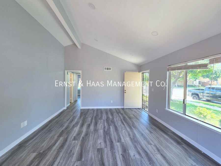 16806 Judy Way - Photo 4 of 21