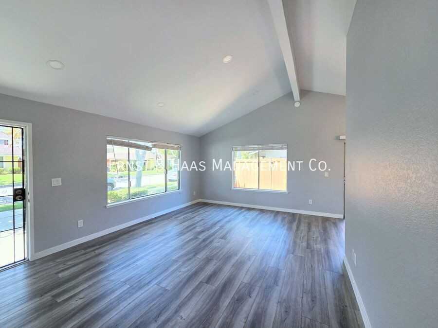 16806 Judy Way - Photo 5 of 21