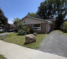 featured image of 7 Calderwood Dr