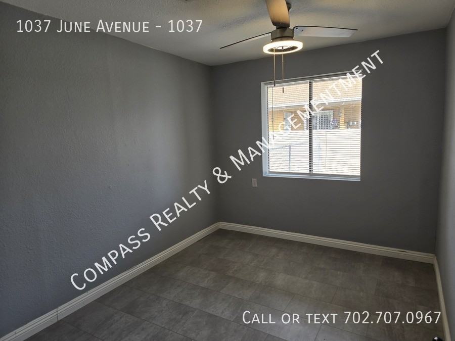 1037 June Ave #1037 - Photo 6 of 19