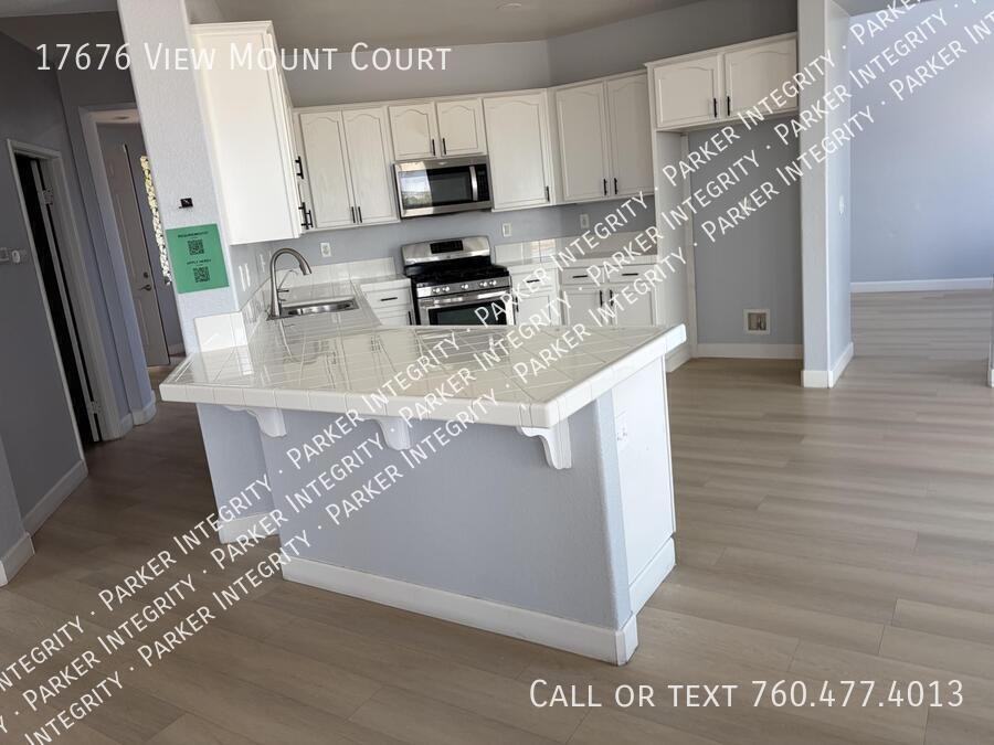 17676 View Mount Ct - Photo 3 of 50