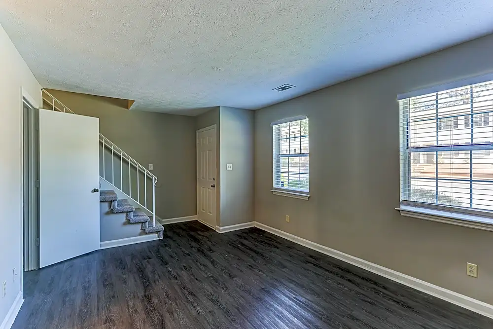 3494 Creekview Pl #3494 - Photo 3 of 19