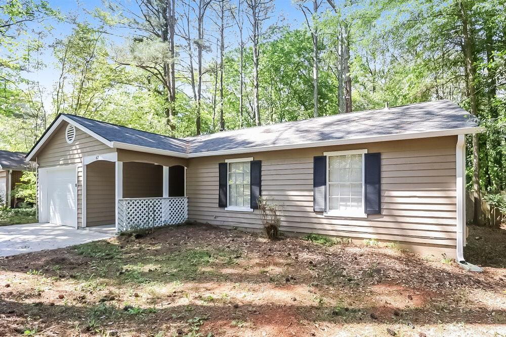 67 Burnham Cir - Photo 3 of 16