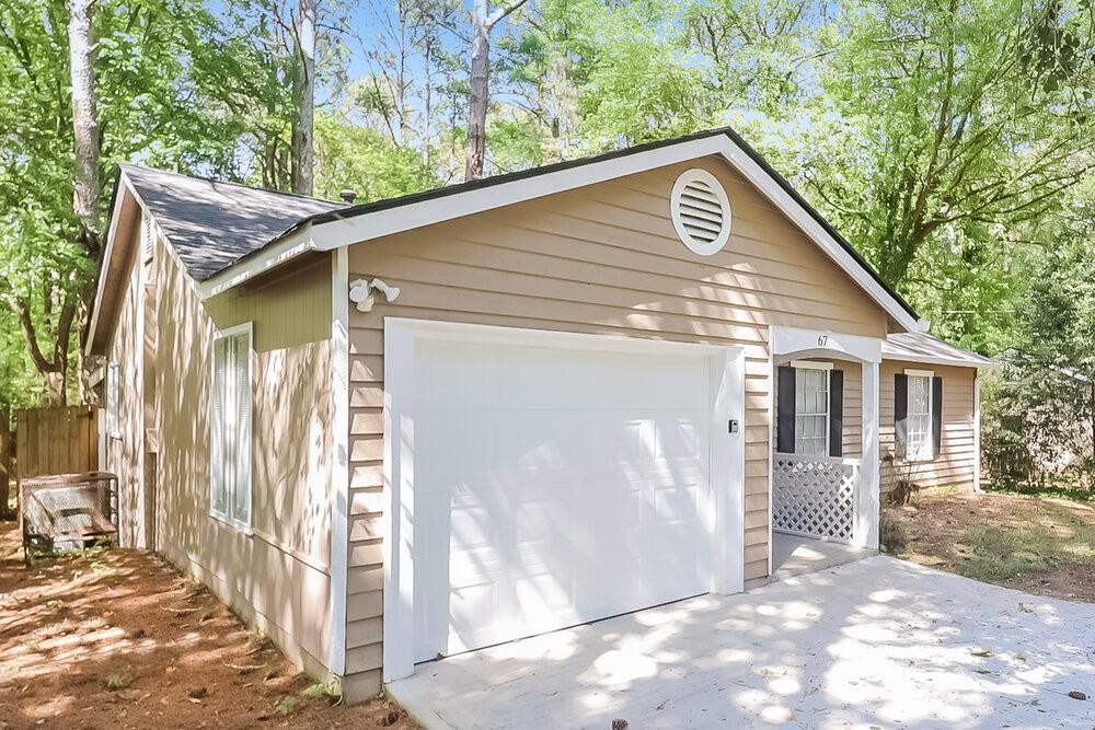 67 Burnham Cir - Photo 4 of 16