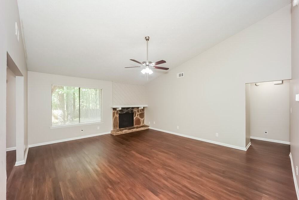 67 Burnham Cir - Photo 6 of 16