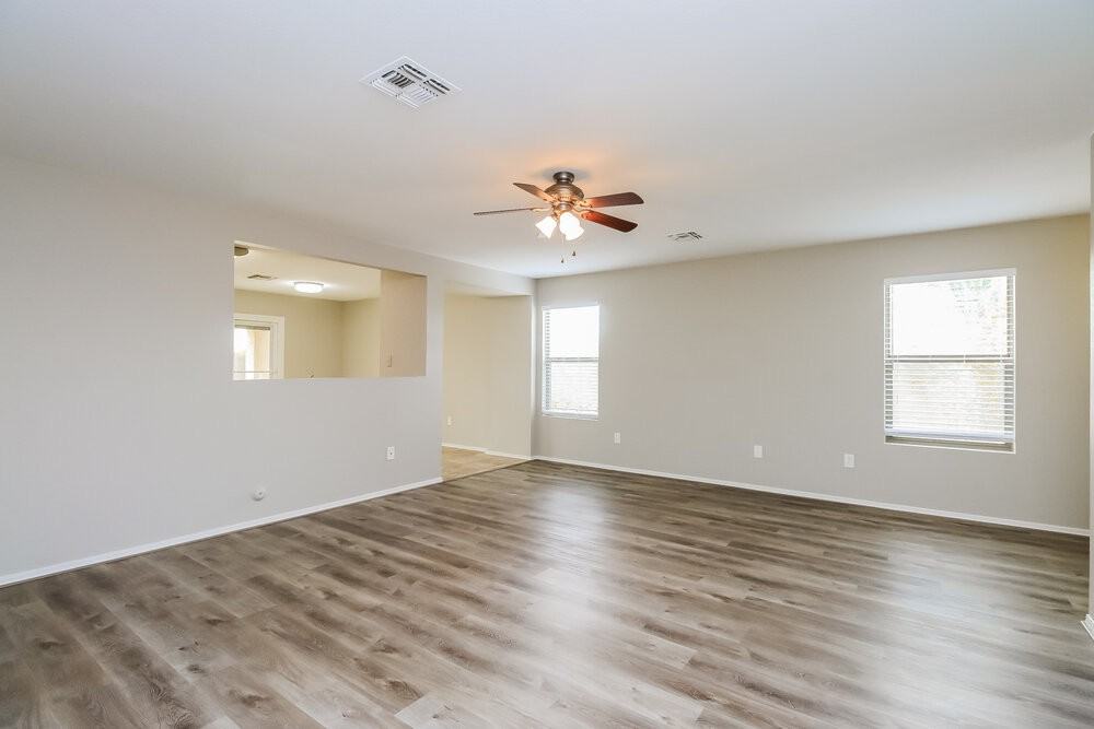 11213 E Quarry Ave - Photo 5 of 16